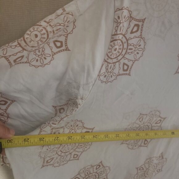 Liz & Me Shirt Womens Plus Size 4X Cream Mandala Flower Pattern Soft Casual Chic - Picture 5 of 8